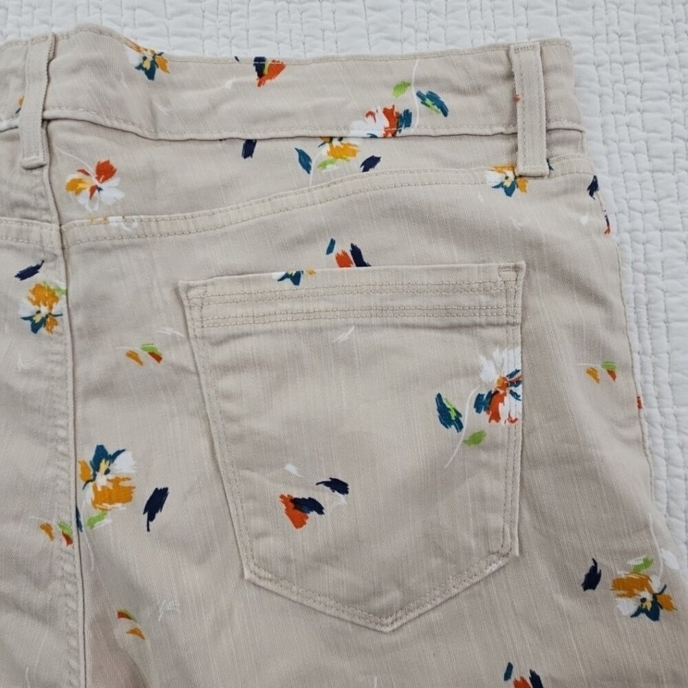 Bandolino Mandie Capri Pants Women's 16 Tan Floral AOP Straight Leg Cuffed EUC - Picture 12 of 16